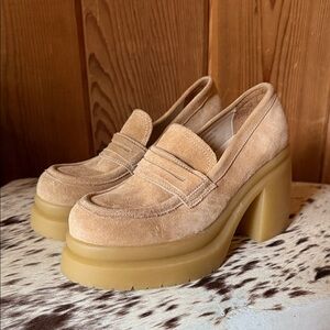 Steve Madden Suede Platform Loafers | Size 7